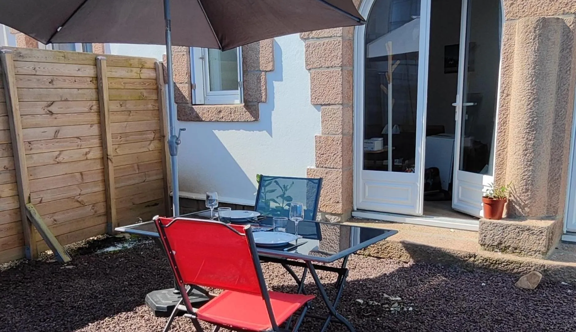 아파트 Beau T2 Tregastel Avec Jardin, Proche Plages Et Commerces